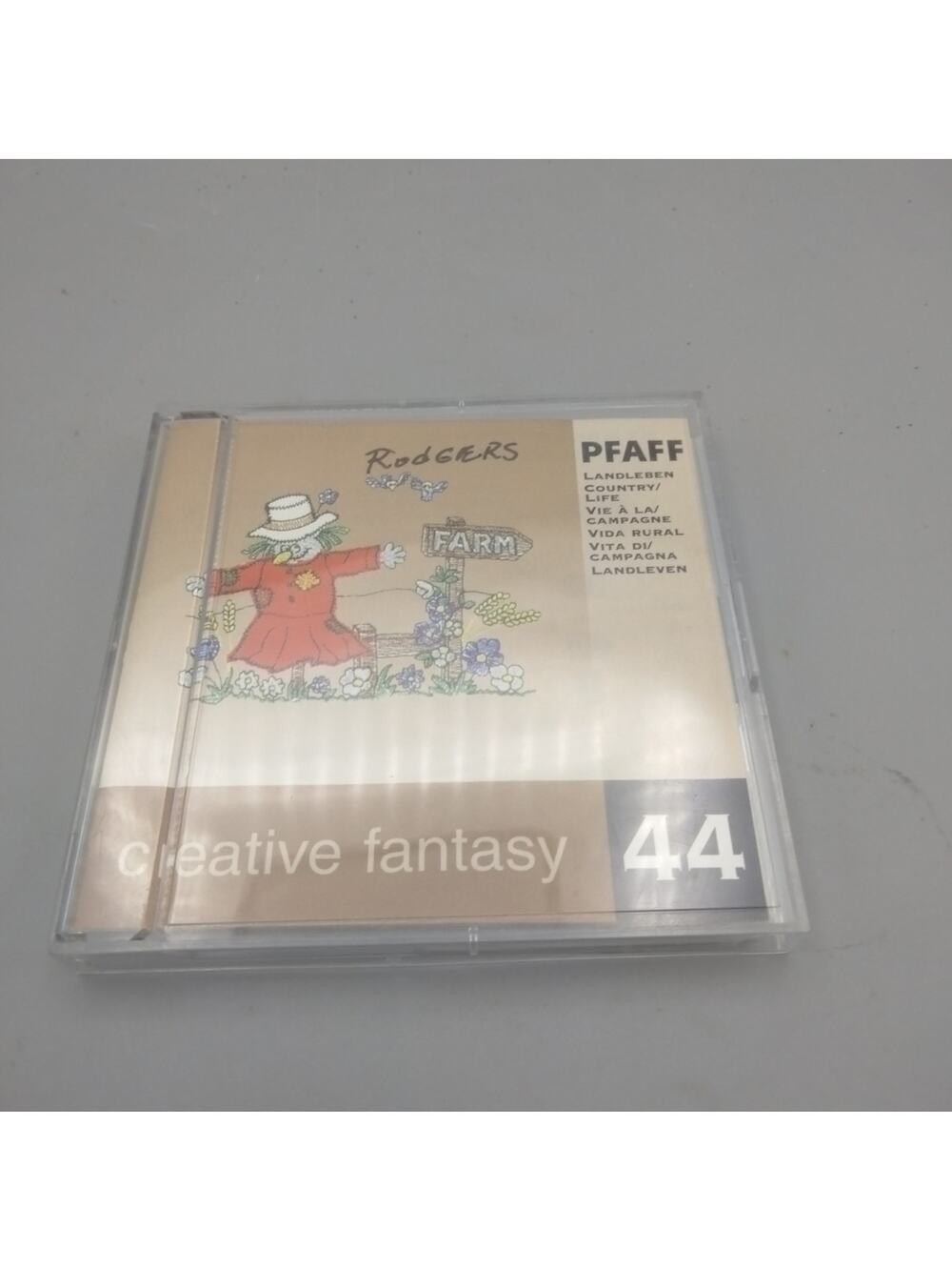 PFAFF - Creative Fantasy 44 - Country Life - Sewing Accessory Program Card